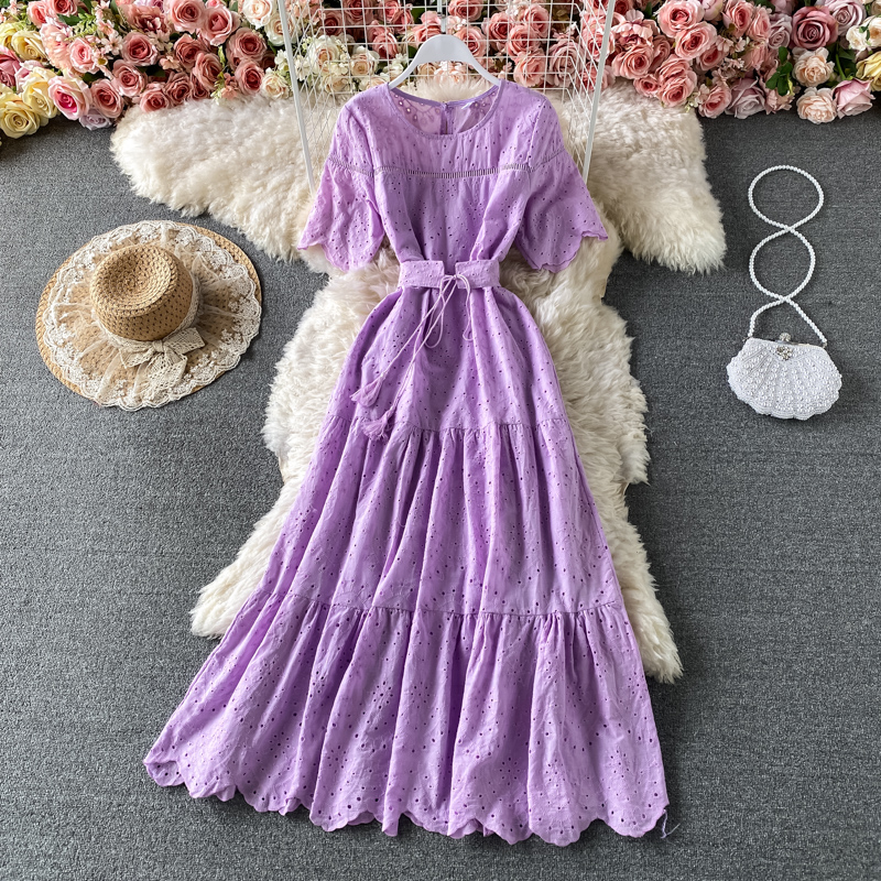 Gentle wind round neck dress, short sleeves, waist, thin, hollow, western style, bubble sleeves, A-line skirt long skirt, summer