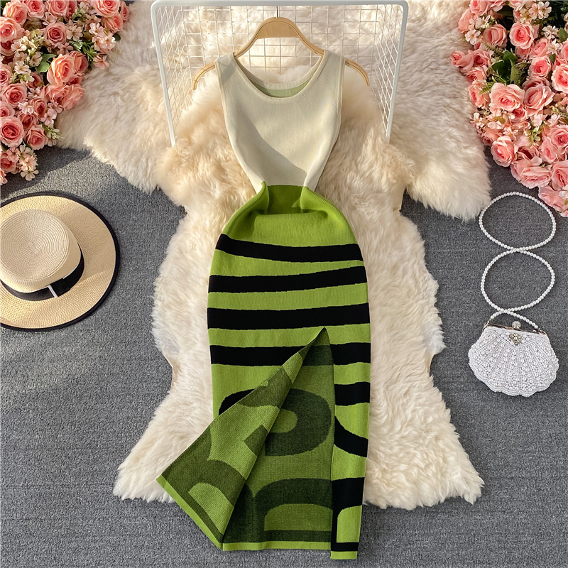 summer New Striped round Neck Waist Trimming Slimming Sweet Elegance Knitted Sheath Split Dress Sleeveless - Image 2