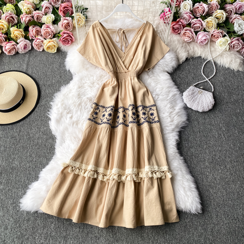 Bohemia beach dress embroidery temperament v-neck backless dress posed long skirt waist tassel national wind - Image 4
